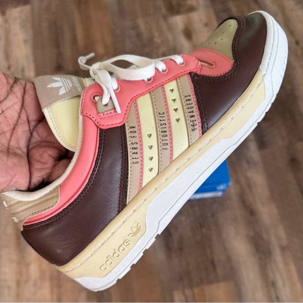 Adidas “Rivalry” “Human Made” Sneakers - Picture 4 of 6